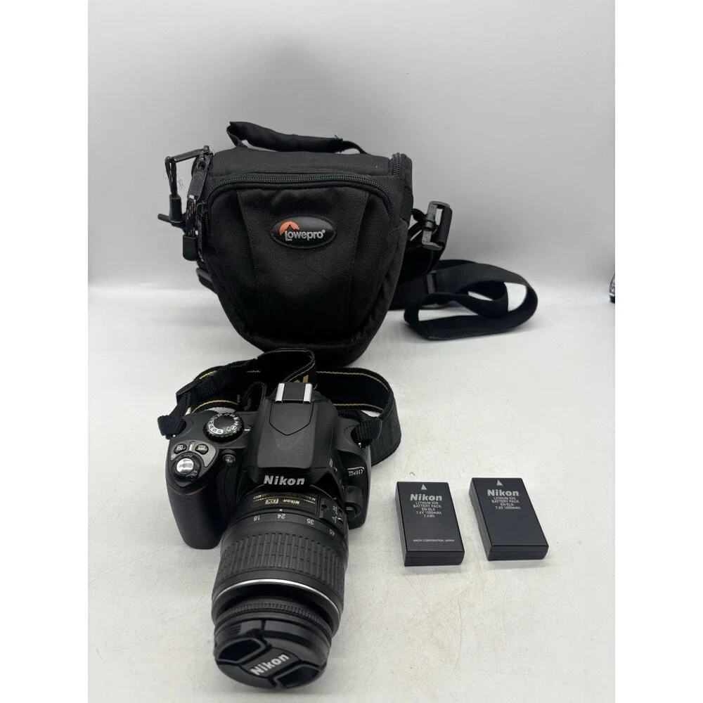 NIKON D40 DSLR CAMERA Kit DIGITAL Handheld Camera + DX  AF-S 18-55mm LENS Bag